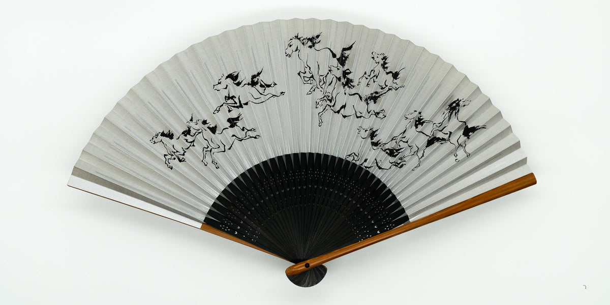 馬九行く（シルバー）– 扇専門店 万葉